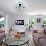 4 Bedroom Gorgeous In